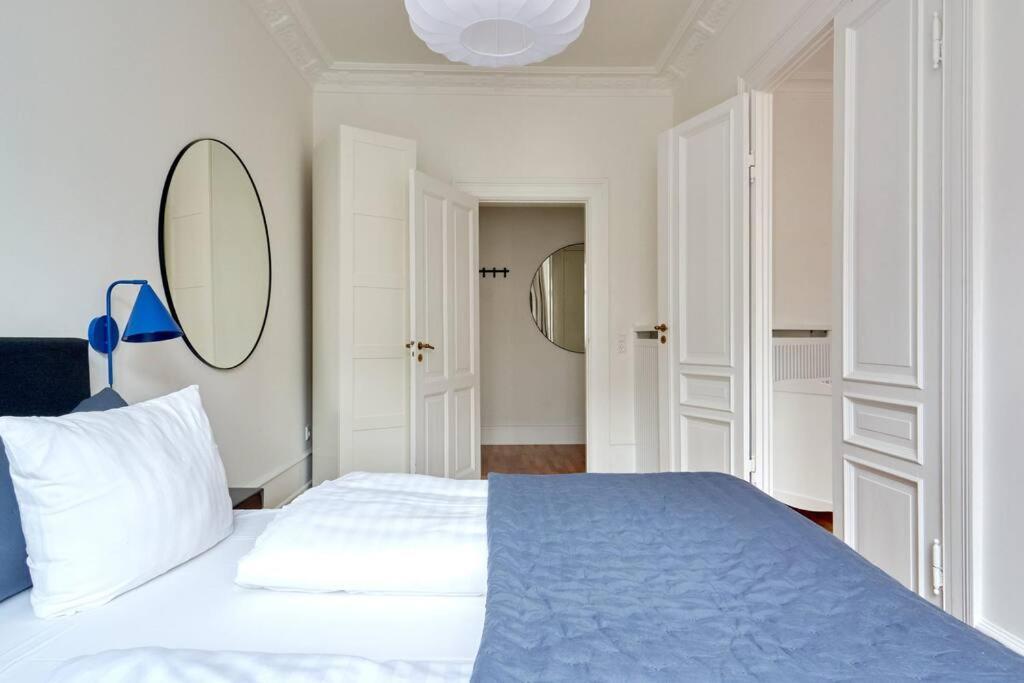 Spacious 3 Bedroom Manor Flat Next To Tivoli Copenaghen Esterno foto