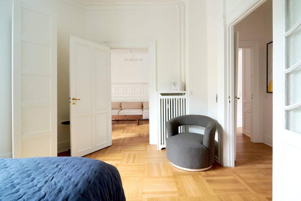 Spacious 3 Bedroom Manor Flat Next To Tivoli Copenaghen Esterno foto