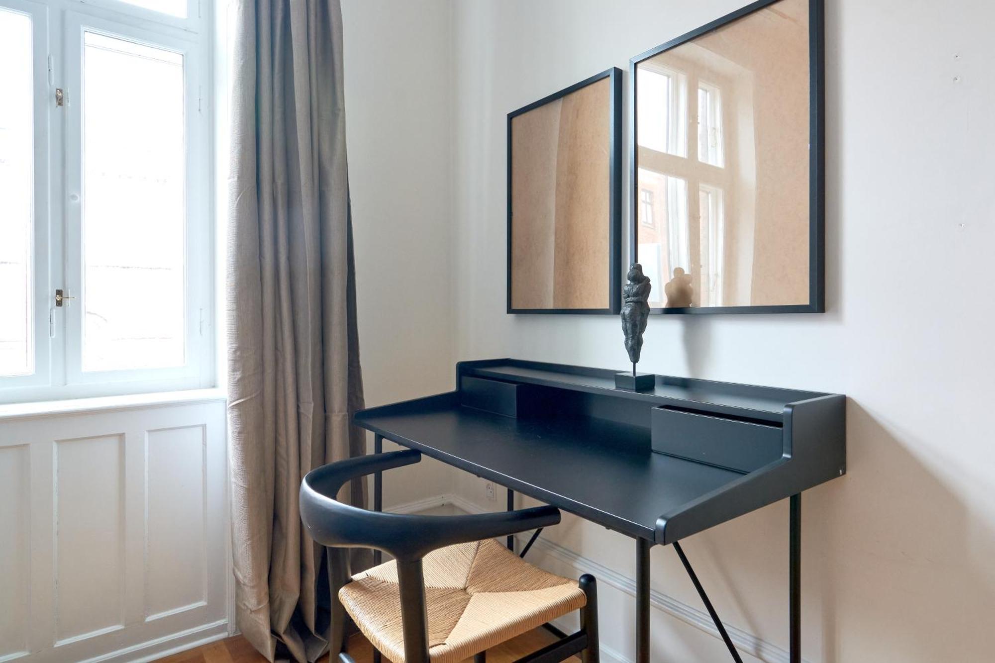 Spacious 3 Bedroom Manor Flat Next To Tivoli Copenaghen Esterno foto
